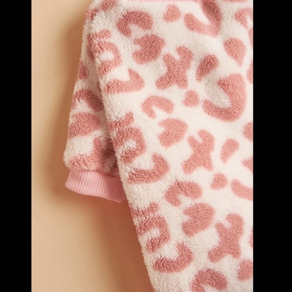 Leopard Print Pet Sweatshirt (Pink) - Picture 4 of 7
